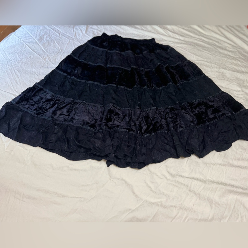 Worthington Black Elastic Waist Tiered Skirt